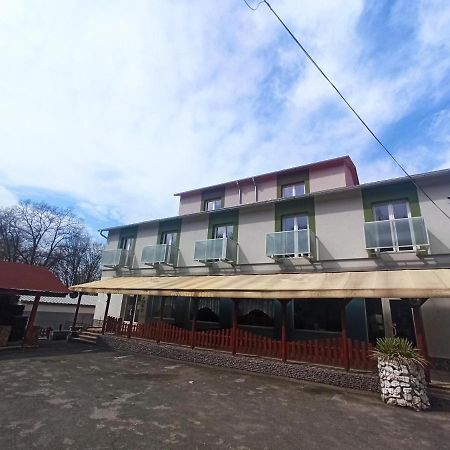 Volkovce Motel Sofer מראה חיצוני תמונה