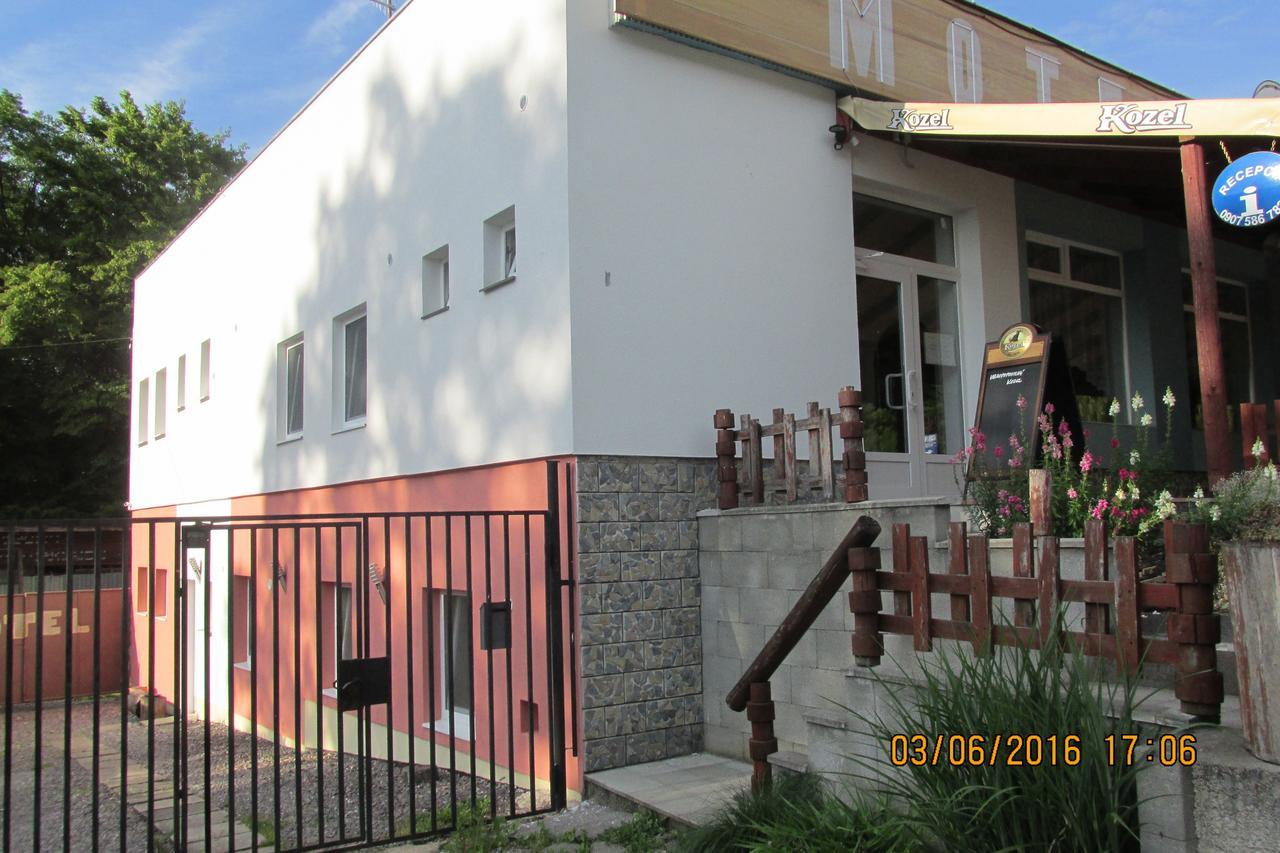 Volkovce Motel Sofer מראה חיצוני תמונה